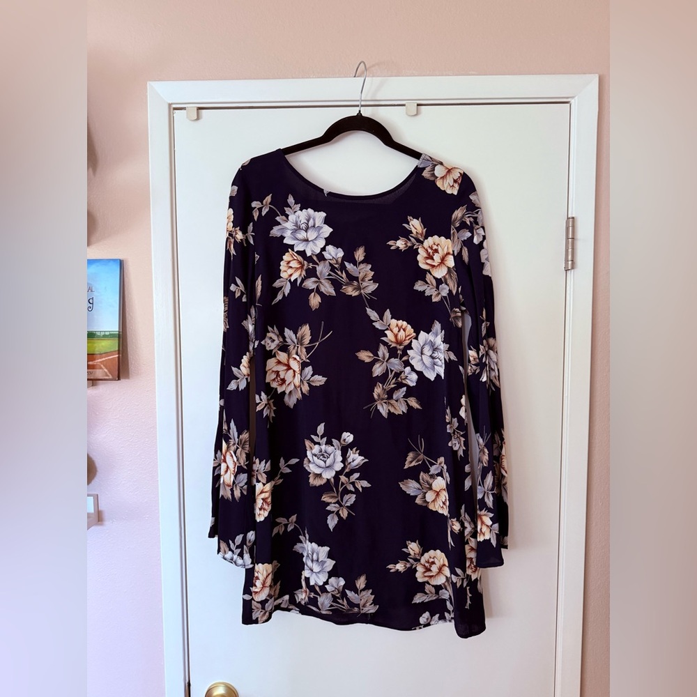Flynn Skye Navy Floral Dress